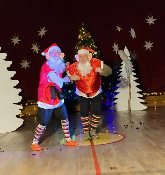 23 декабря - Новогодний праздник в школе волшебство, приключения и подарки-2